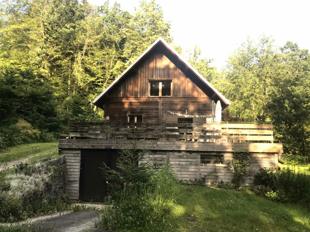 Haus mit grosser Terasse